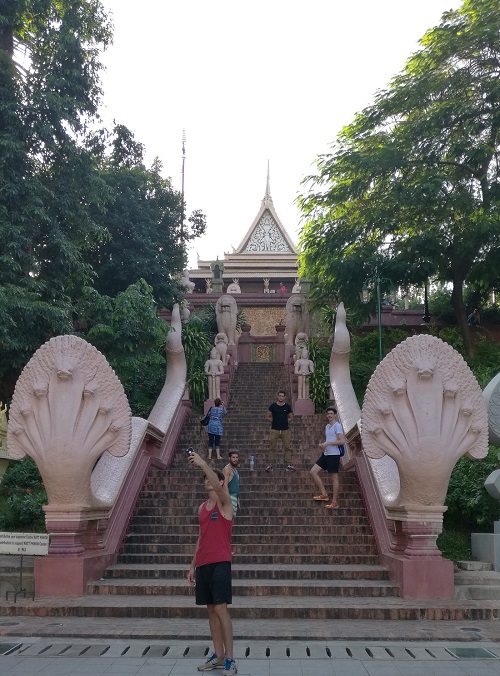 sdr Wat Phnom